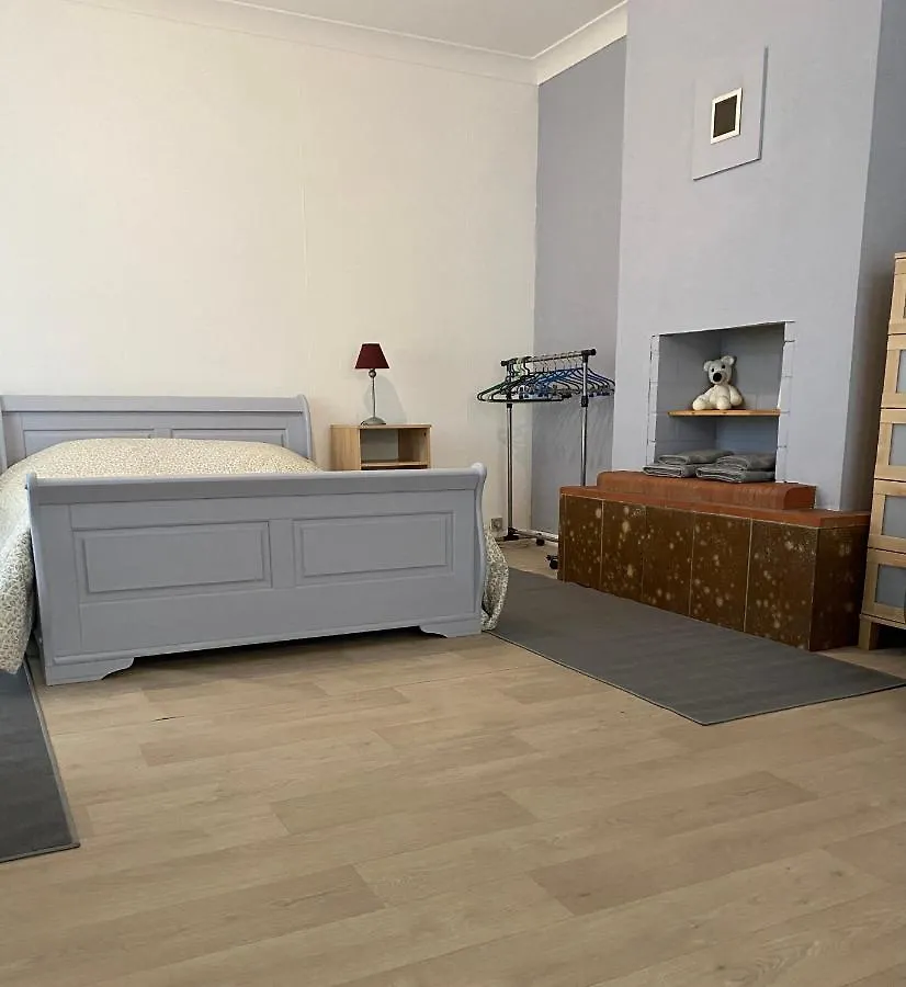 Foix Villa 150M2 Dans Tres Grand Parc Arbore