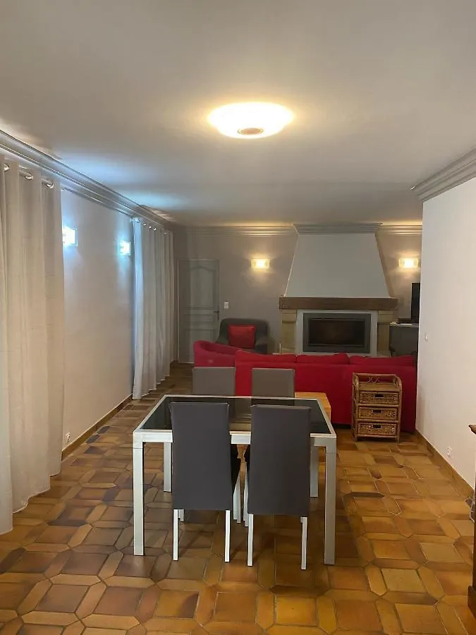 Foix Villa 150M2 Dans Tres Grand Parc Arbore